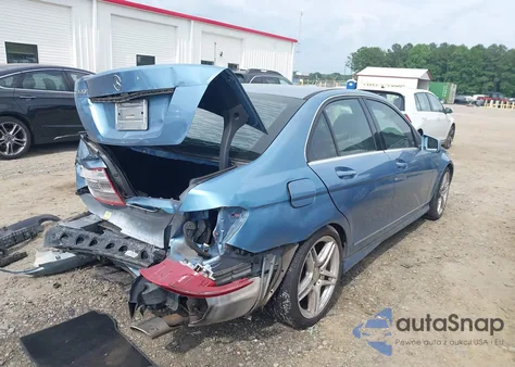 2010 Mercedes-Benz C 300 Luxury/Sport from USA, damaged, VIN WDDGF5EB0AF438140